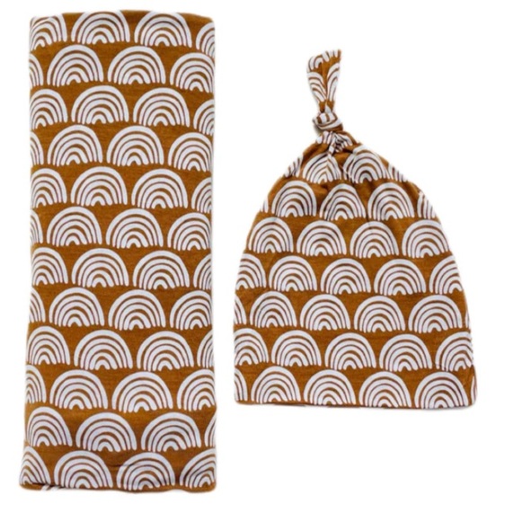 🤎NIB LS Rust Rainbow Swaddle🤎 - Picture 3 of 3